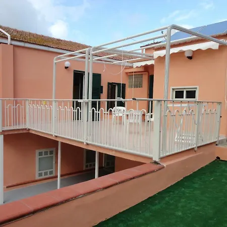 Baciati Dal Sole Bed & Breakfast